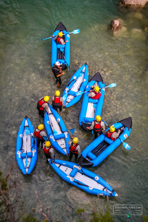 photo cano raft air boat canoe verdon